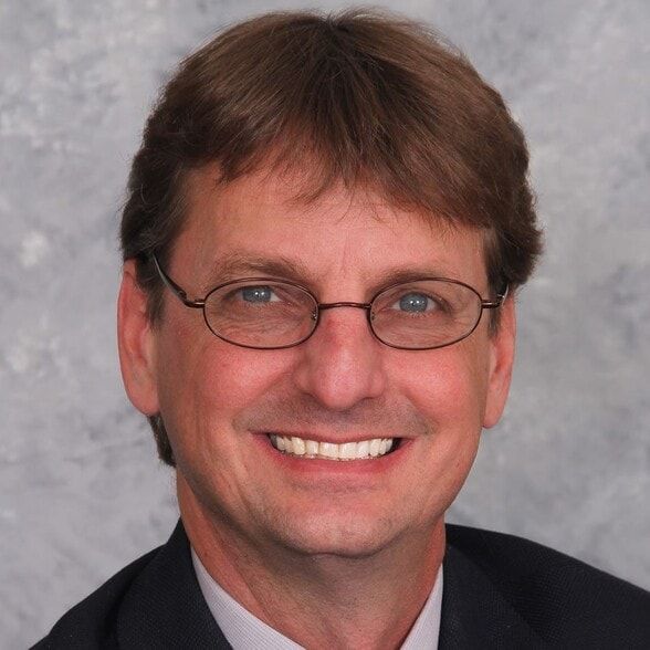 Land Listing Agent Photo