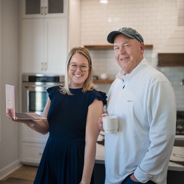 Land Listing Agent Photo