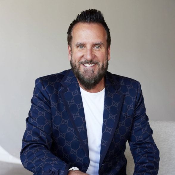 Land Listing Agent Photo