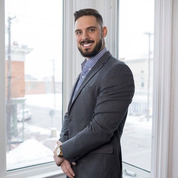 Land Listing Agent Photo