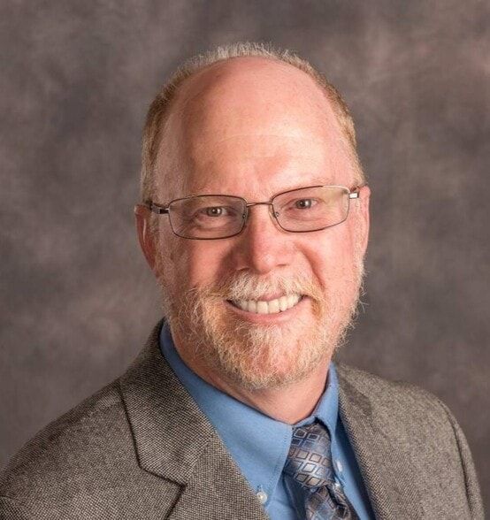 Land Listing Agent Photo