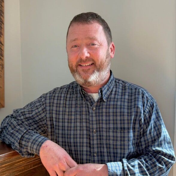 Land Listing Agent Photo