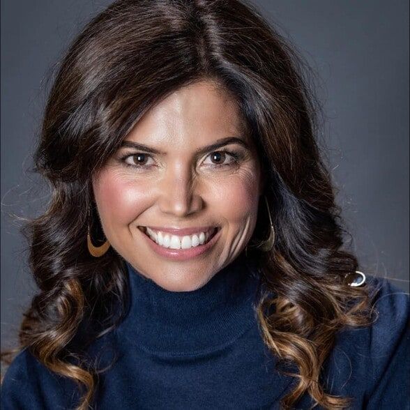 Land Listing Agent Photo