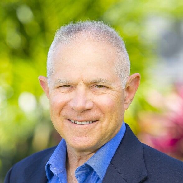 Land Listing Agent Photo