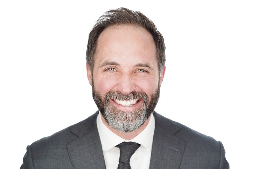 Land Listing Agent Photo