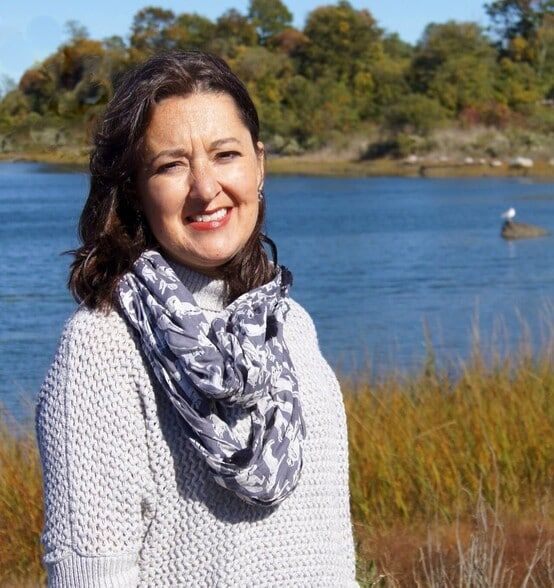 Land Listing Agent Photo