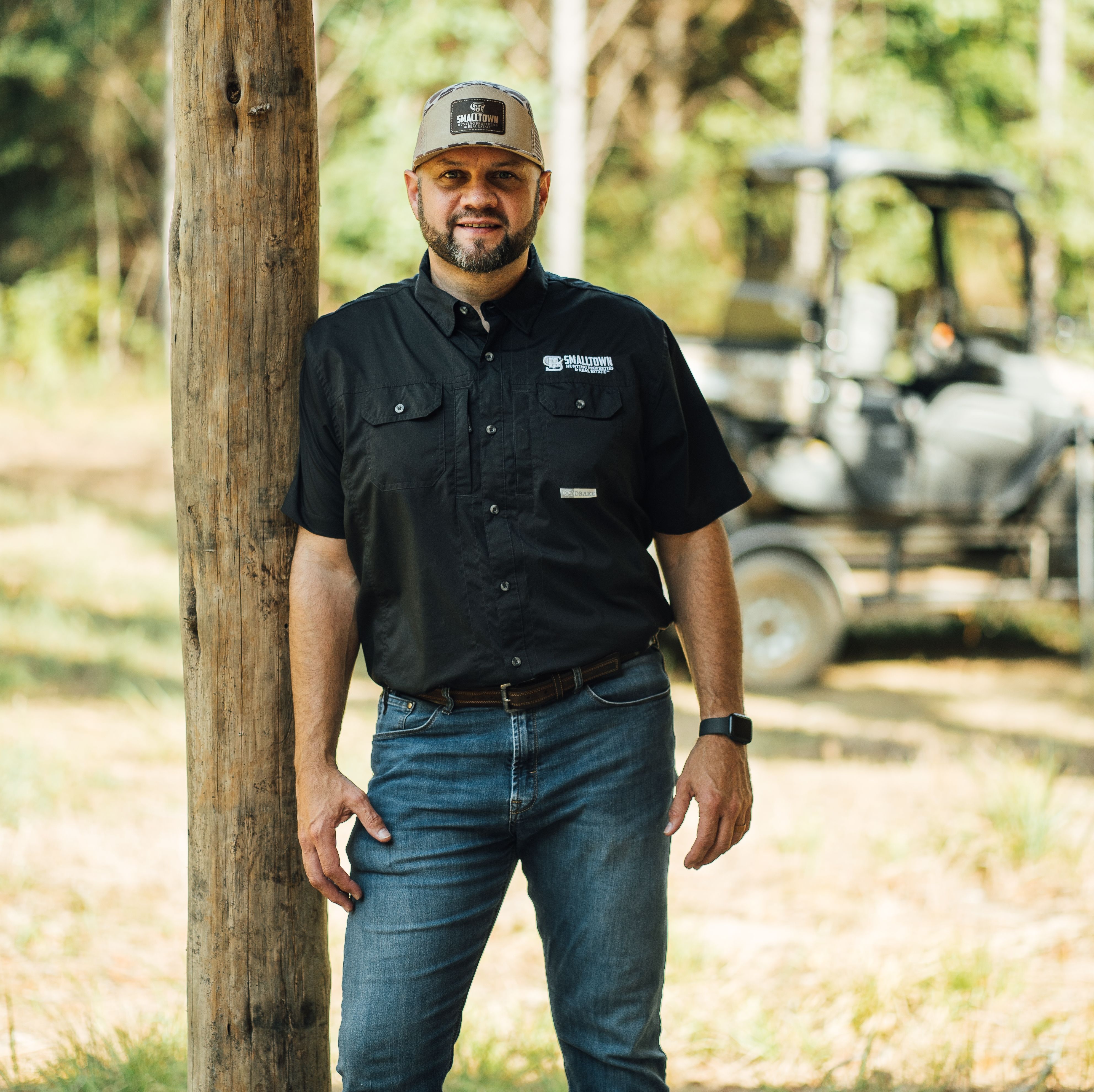 Land Listing Agent Photo