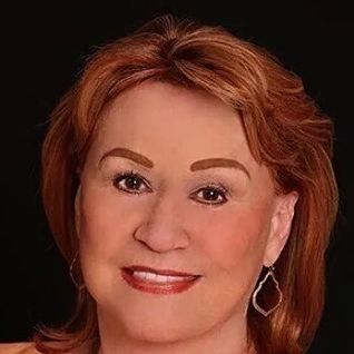 Land Listing Agent Photo