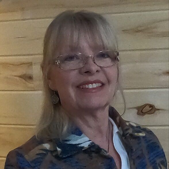 Land Listing Agent Photo