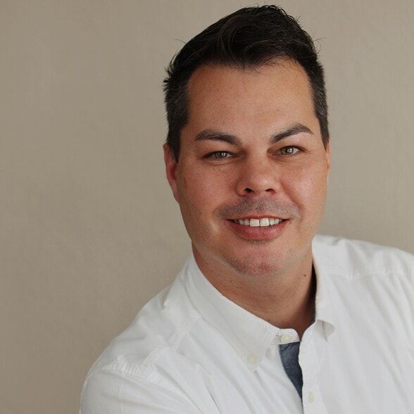 Land Listing Agent Photo