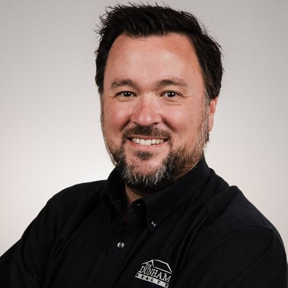 Land Listing Agent Photo