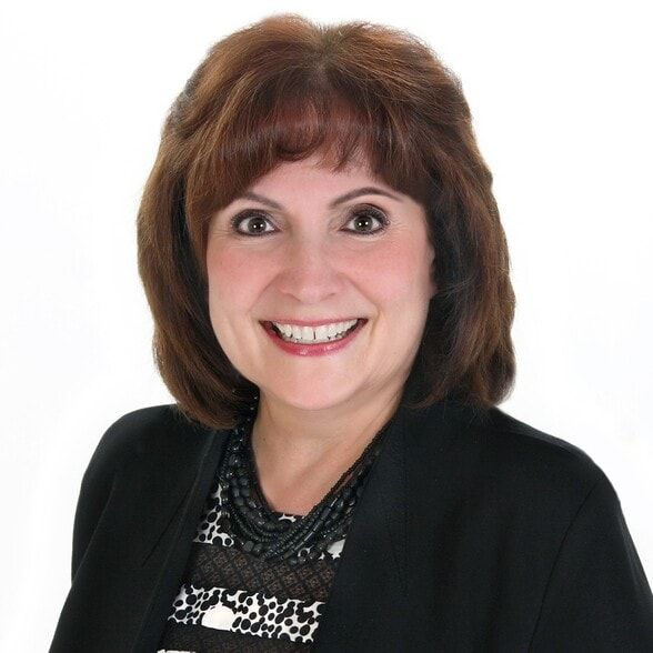 Land Listing Agent Photo