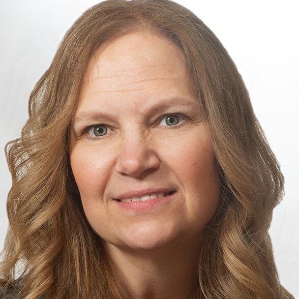 Land Listing Agent Photo