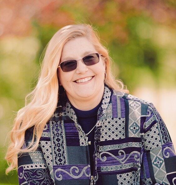 Land Listing Agent Photo