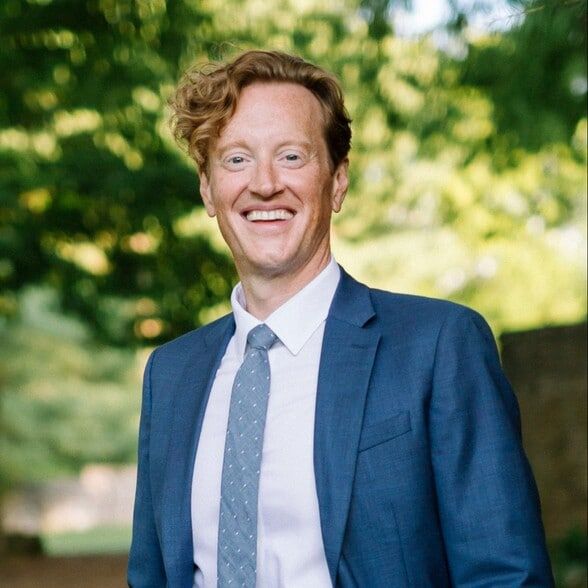 Land Listing Agent Photo