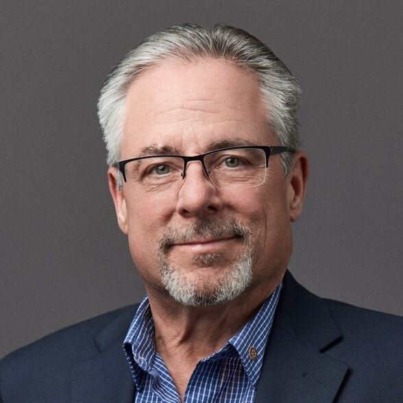 Land Listing Agent Photo