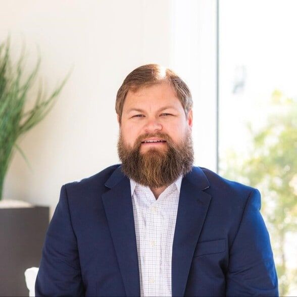 Land Listing Agent Photo