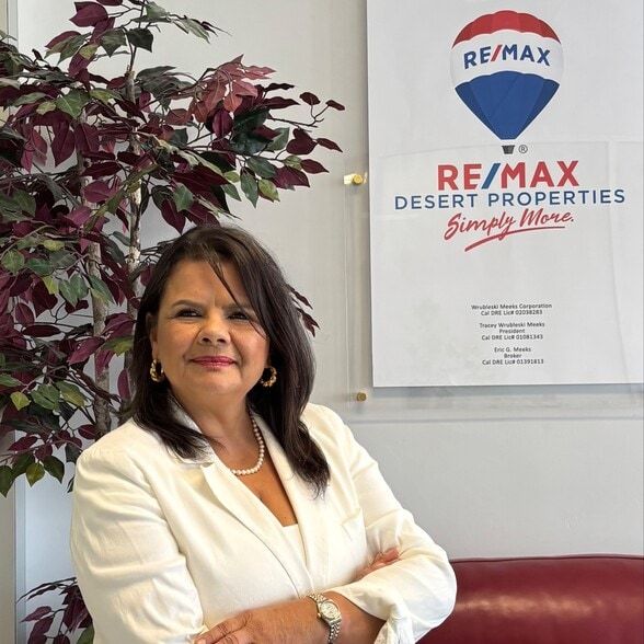 Land Listing Agent Photo