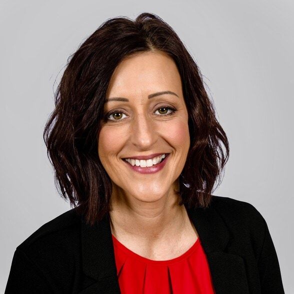 Land Listing Agent Photo