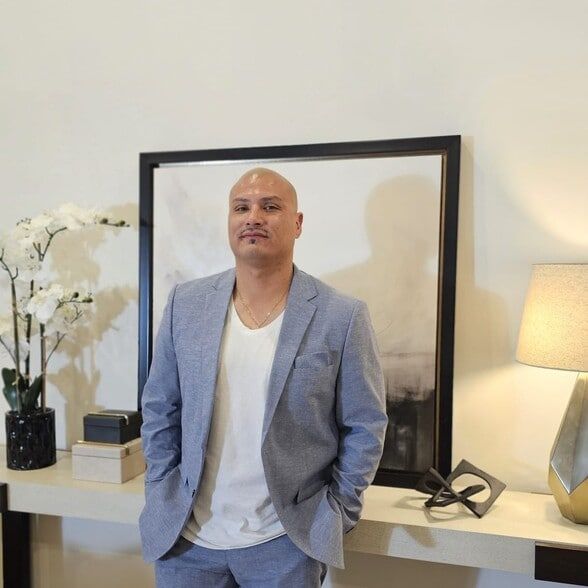 Land Listing Agent Photo