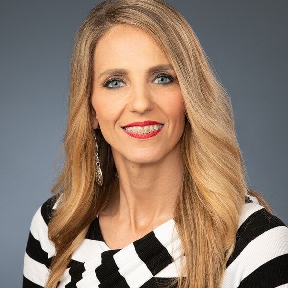 Land Listing Agent Photo