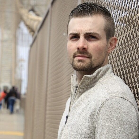 Land Listing Agent Photo