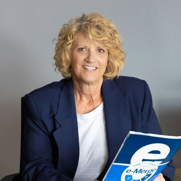 Land Listing Agent Photo