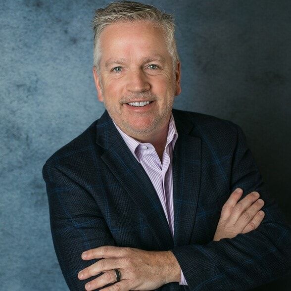 Land Listing Agent Photo