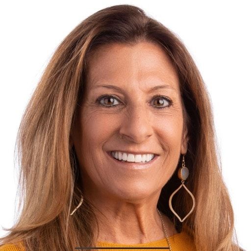 Land Listing Agent Photo