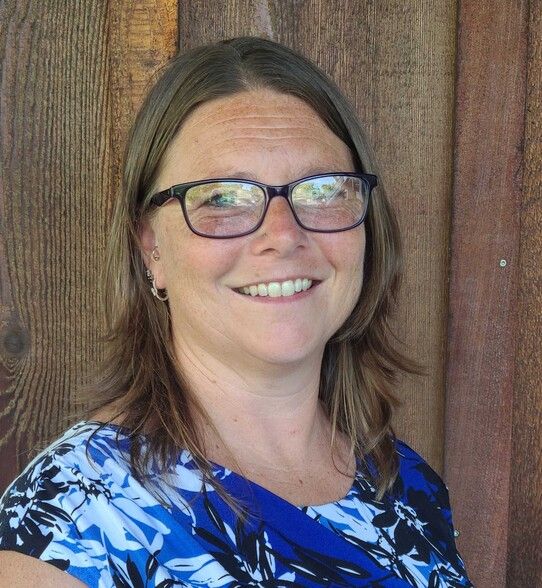 Land Listing Agent Photo