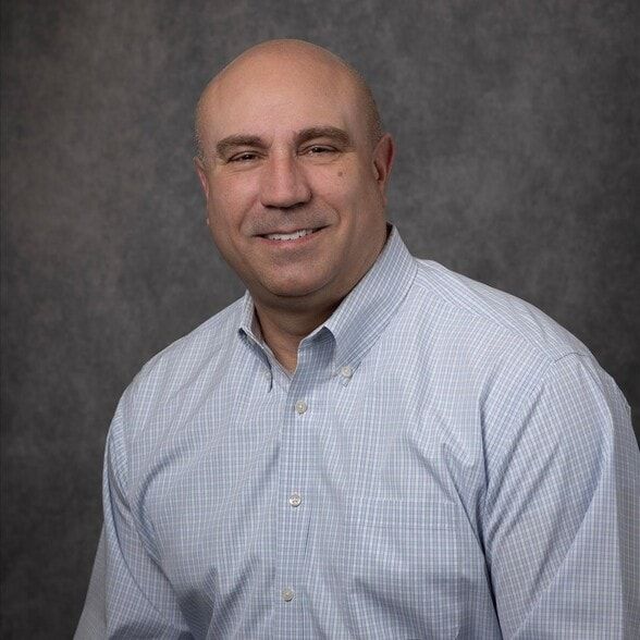 Land Listing Agent Photo