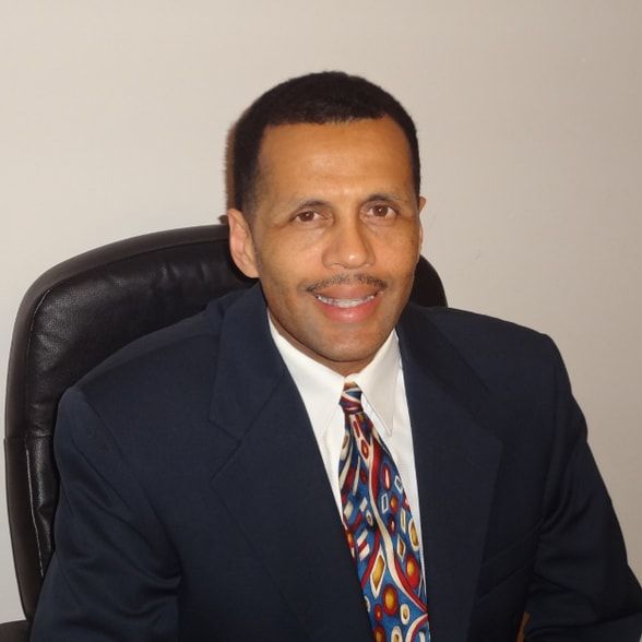 Land Listing Agent Photo