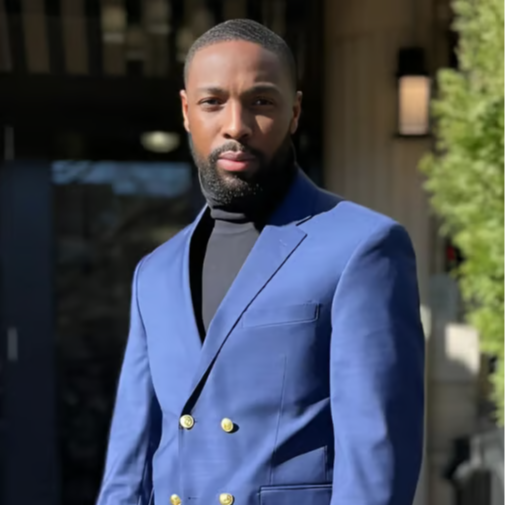 Land Listing Agent Photo