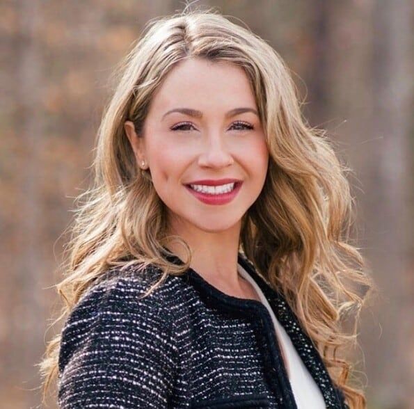 Land Listing Agent Photo