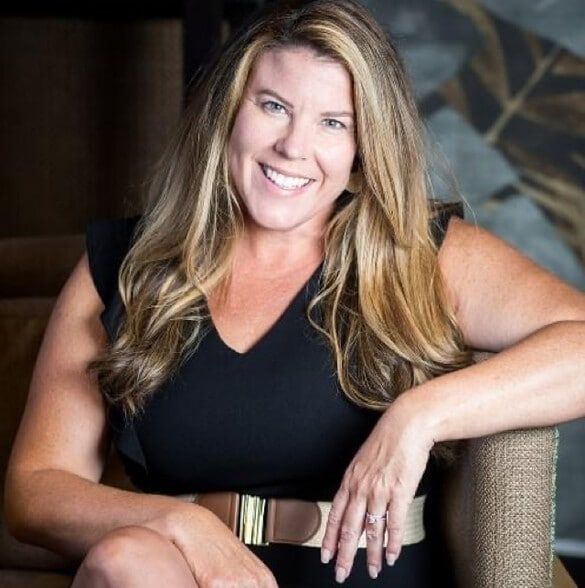 Land Listing Agent Photo