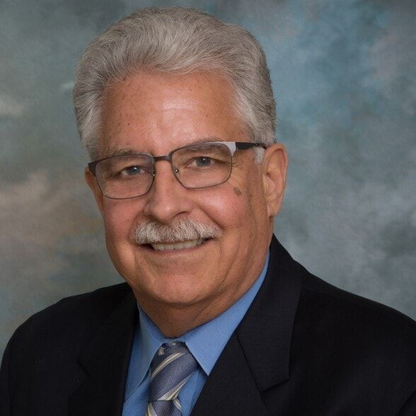 Land Listing Agent Photo