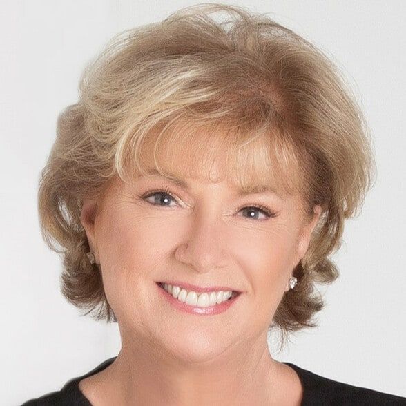 Land Listing Agent Photo