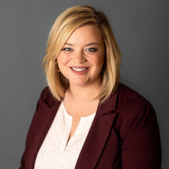 Land Listing Agent Photo