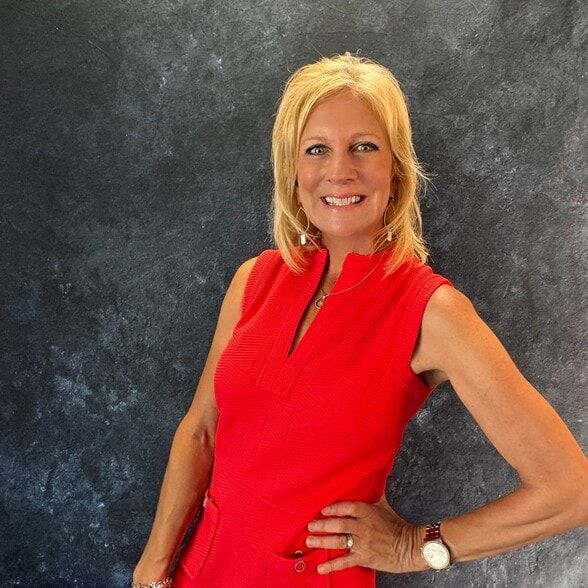 Land Listing Agent Photo