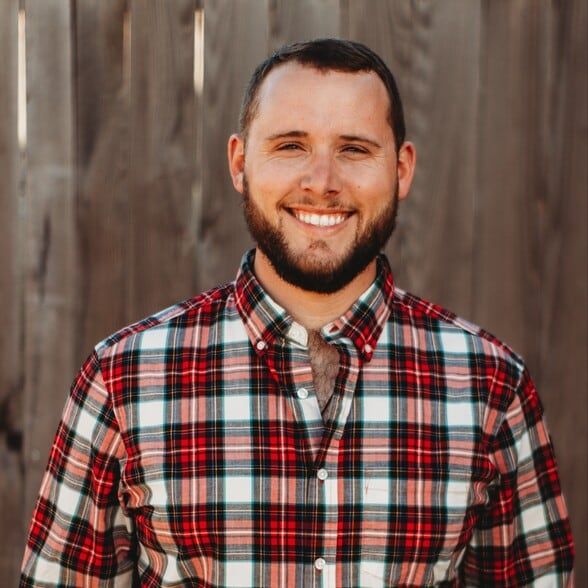 Land Listing Agent Photo