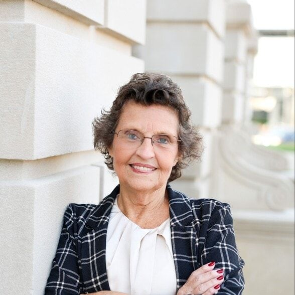 Land Listing Agent Photo