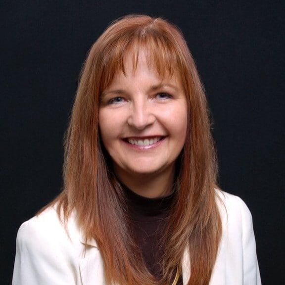 Land Listing Agent Photo