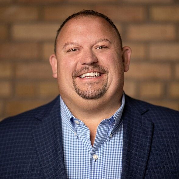 Land Listing Agent Photo