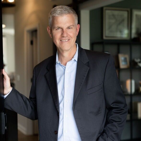 Land Listing Agent Photo