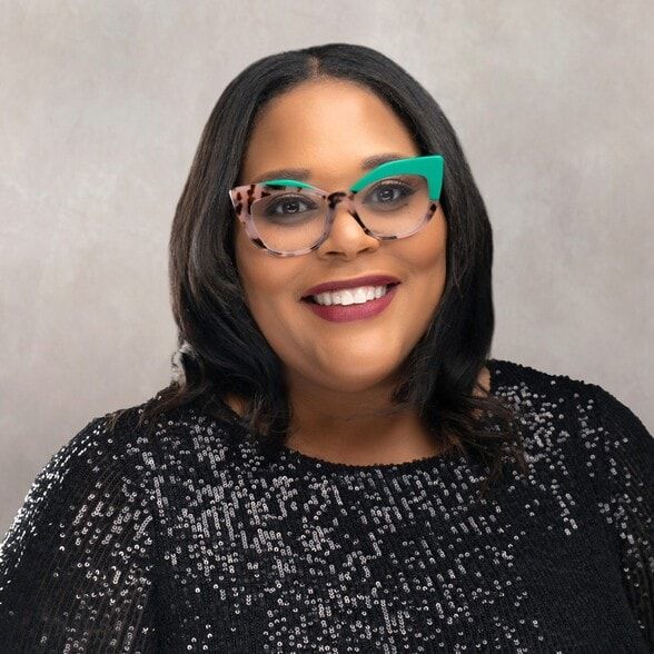 Land Listing Agent Photo