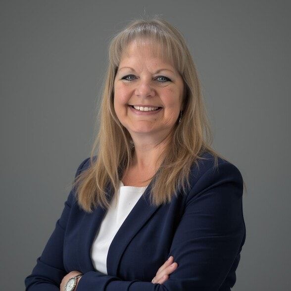 Land Listing Agent Photo