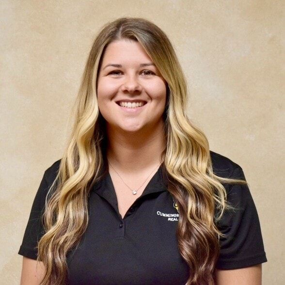 Land Listing Agent Photo