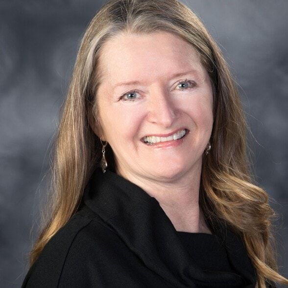 Land Listing Agent Photo