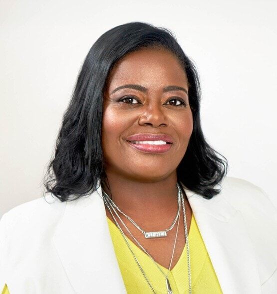 Land Listing Agent Photo