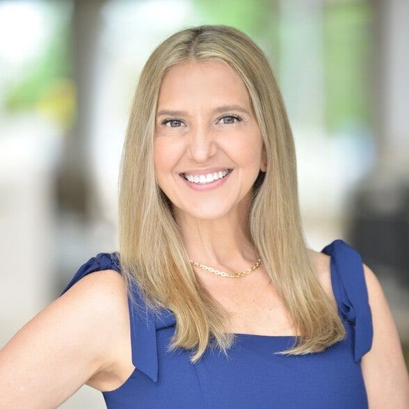 Land Listing Agent Photo